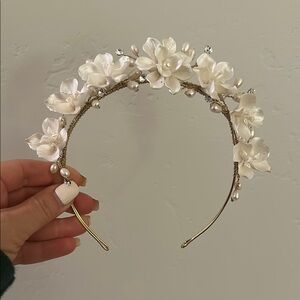 Elegant Floral Pearl Headband